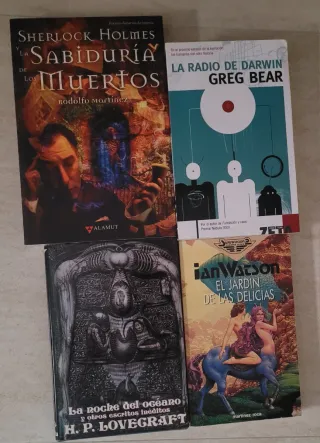 Lote 4 novelas de ciencia ficción y terror