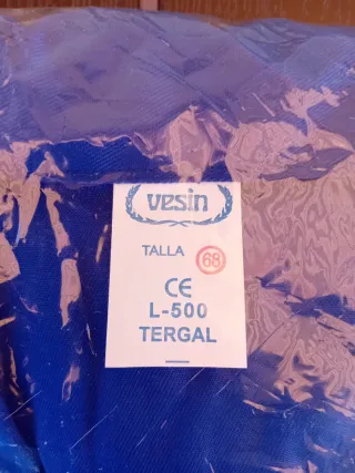 MONO DE TRABAJO