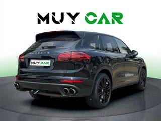 Porsche Cayenne S E-hybrid 306 kW (416 CV)