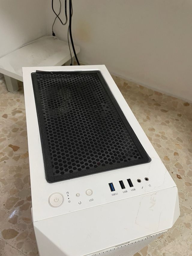 Torre PC Gaming Nfortec Blanca y Gris