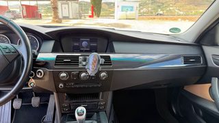 BMW Serie 5 520d touring 2.0 Manual 2009