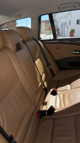 BMW Serie 5 520d touring 2.0 Manual 2009