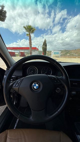 BMW Serie 5 520d touring 2.0 Manual 2009