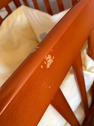 Cuna de madera para bebé