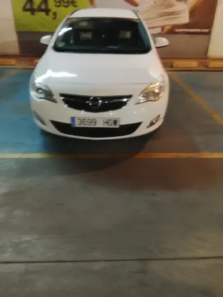 Opel Astra 2012