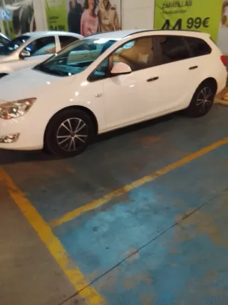 Opel Astra 2012
