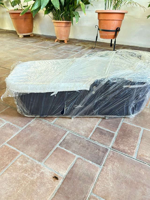 Carro  y silla de bebé Arrue