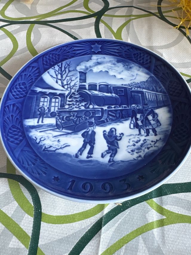 Piatto Royal Copenhagen 1993