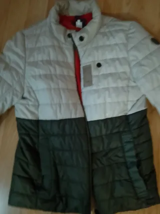 Chaqueta G-Star RAW .Plumas. Es finita.