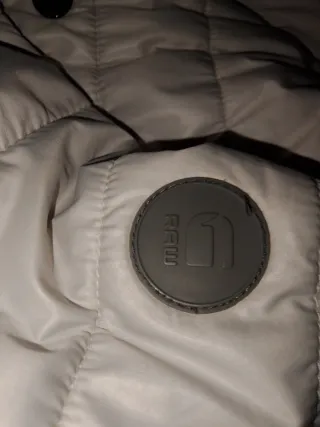 Chaqueta G-Star RAW .Plumas. Es finita.