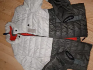 Chaqueta G-Star RAW .Plumas. Es finita.