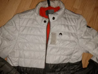 Chaqueta G-Star RAW .Plumas. Es finita.