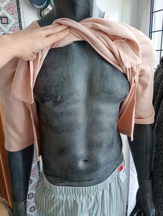 Maniquí hombre gris
Maniquí niño (pack completo)