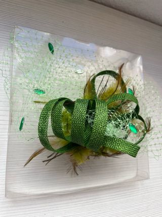 Tocador verde elegante con detalles