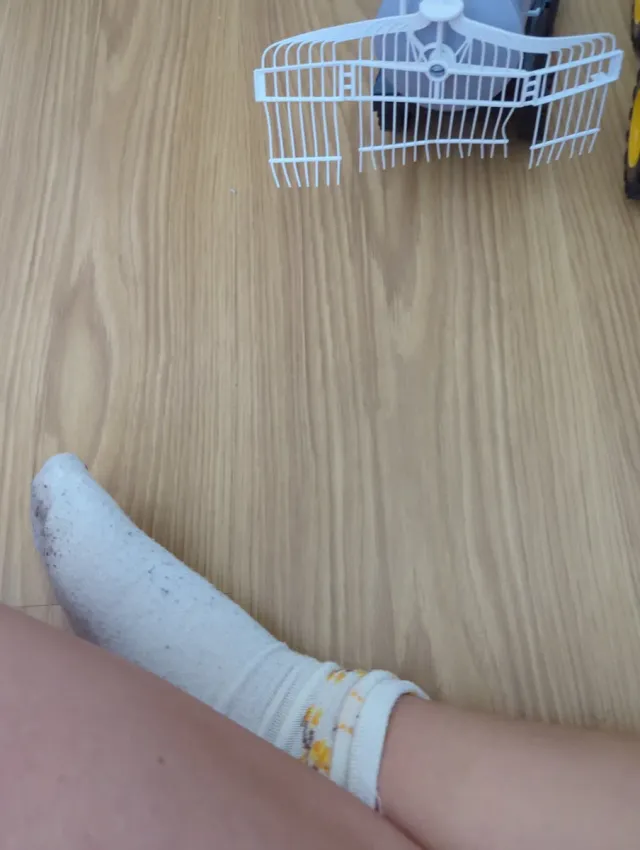 Tractor Rojo con Remolque Cisterna