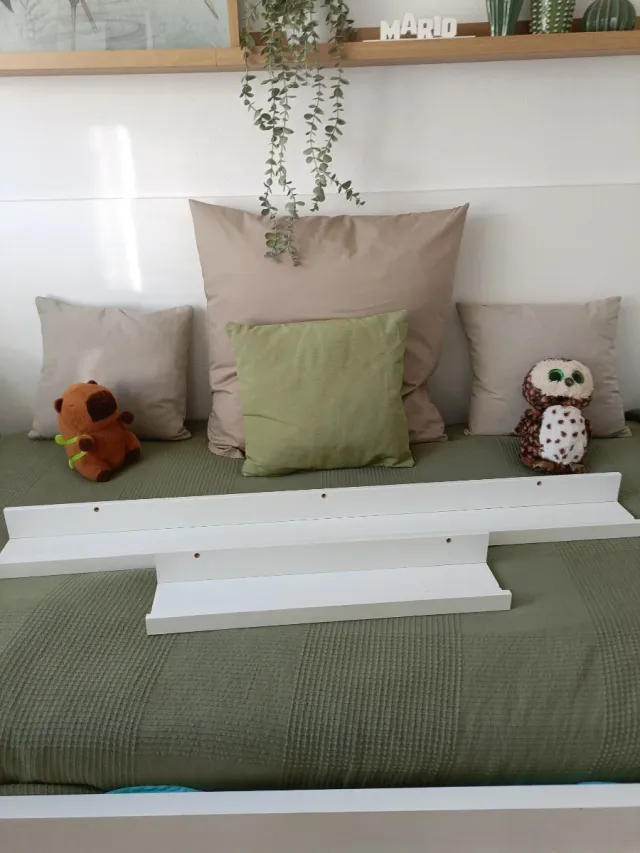 Estante cuadros Ikea blanco