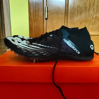 Zapatillas New Balance Clavos Talla 42.5