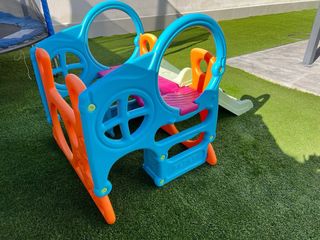 Parque infantil FEBER con tobogán