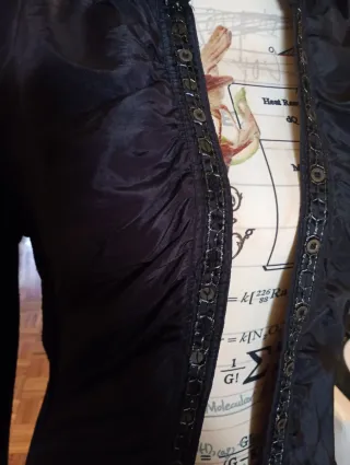 Camisa negra talla L con 