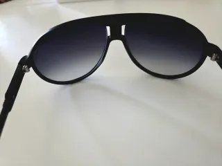 Gafas de sol Carrera negras y grises