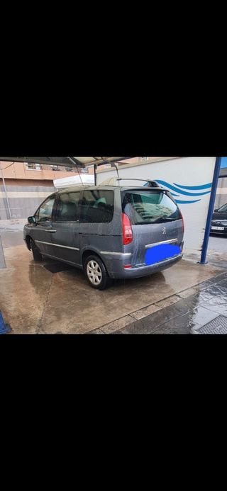 Peugeot 807 2008