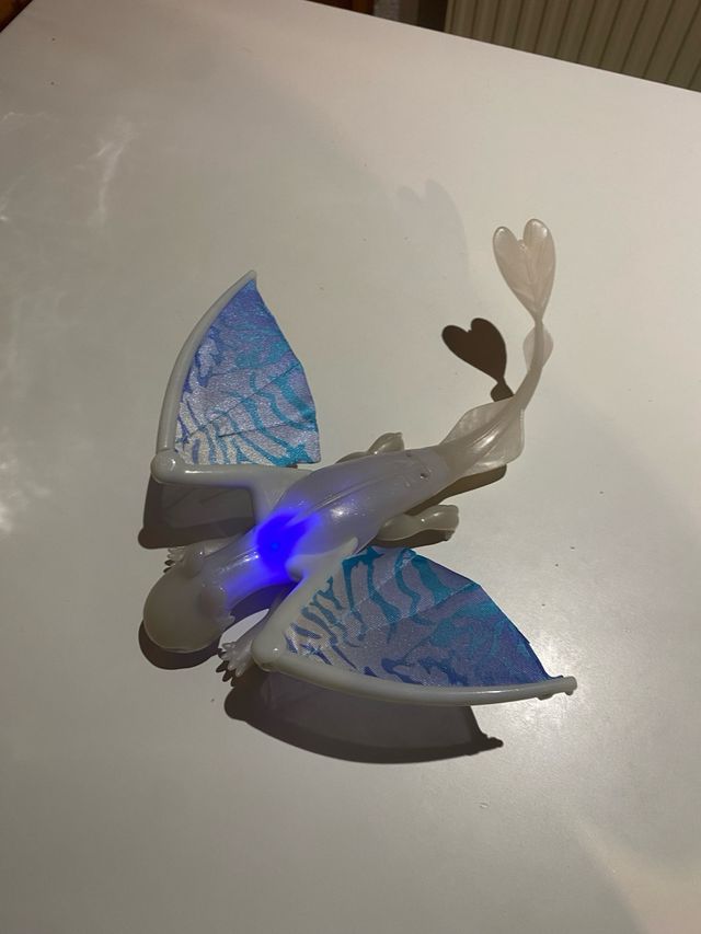 Muñeco Furia Luminosa Entrena Dragón