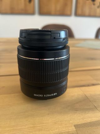 Canon EOS 4000D Negra + EF-S 18-5