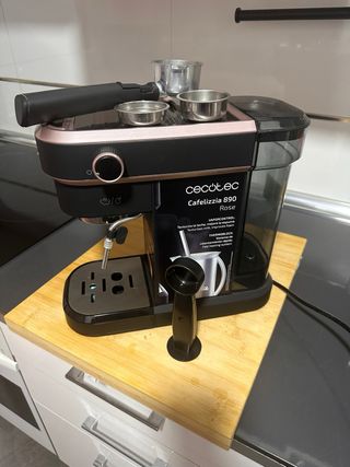 Cafetera Cecotec CaffeLizzia 890 Rose