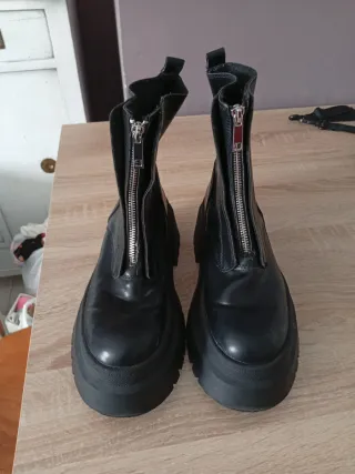 Botas Pull&Bear negras talla 38 sin estrenar