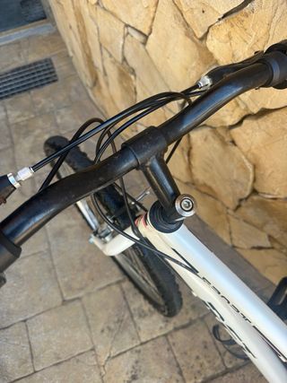 Bicicleta Infantil Blanca y Rosa