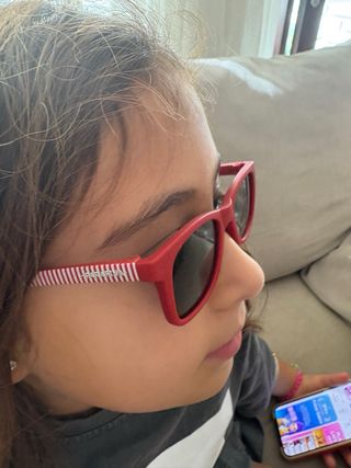 Gafas de sol infantiles rojas
