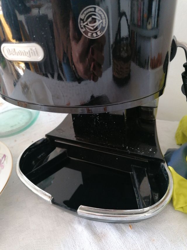 Macchina Caffè espresso De'Longhi Nera