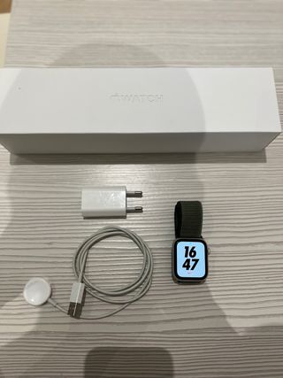 Apple Watch Series 5 GPS + Cellular + Caja