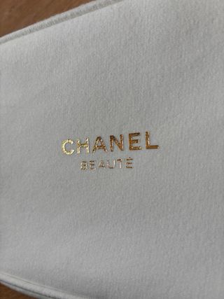 Borsa da toilette bianca Chanel