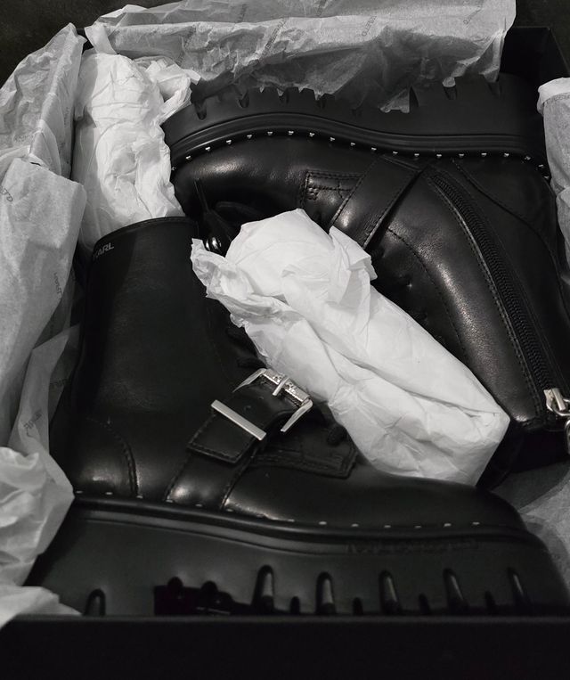 Botas karl Lagerfeld.
