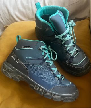Botas/zapatillas Montaña Quechua Impermeables