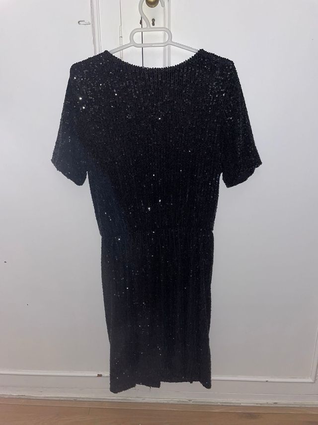 Vestido corto lentejuelas negro