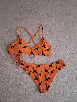Bikini naranja con dinosaurios