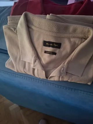 Polos Massimo Dutti y Cortefiel caballero beige y