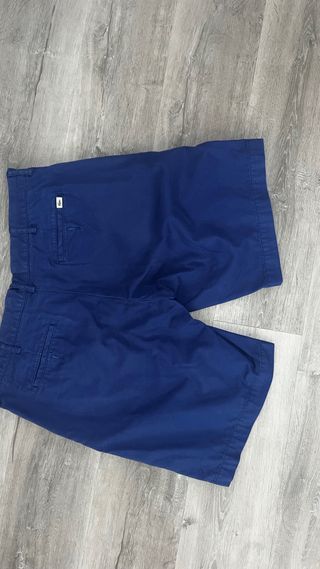 Pantalón corto azul