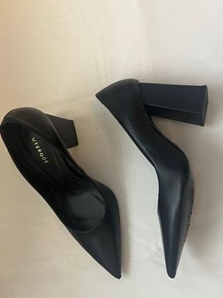 Zapatos Uterque Tacón Negro Talla 35