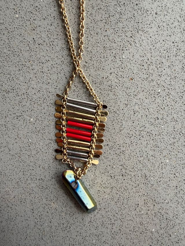 Collar Bimba y Lola dorado y rojo