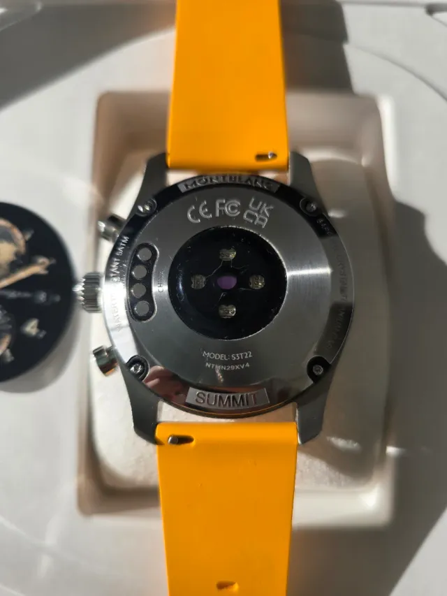 Reloj Smartwatch Montblanc Summit 3 seríe S3T22