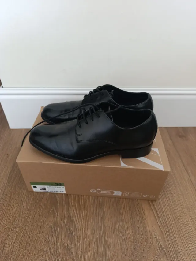 Zapatos Negros de Zara, Talla 39