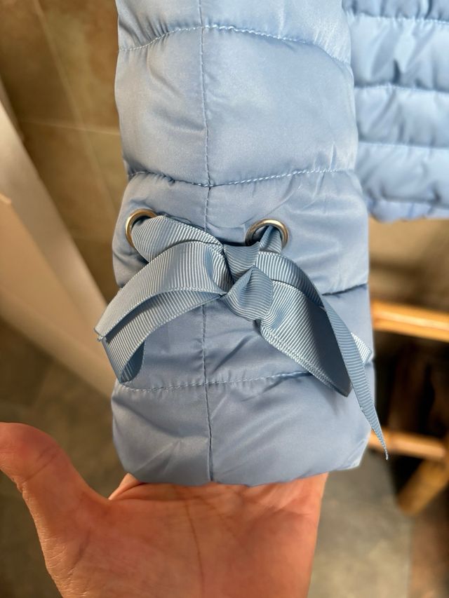 Chaqueta acolchada azul claro talla M