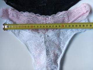 3 Tangas de encaje Talla S Nuevo 