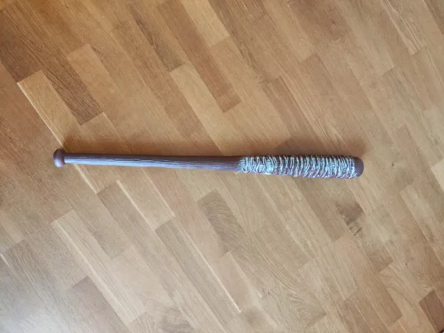 Bate plástico ensangrentado disfraz