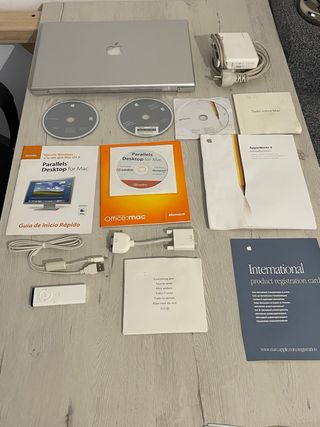 MacBook Pro 2007 + varios Accesorios