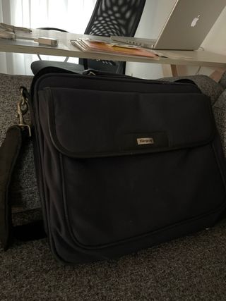 MacBook Pro 2007 + varios Accesorios
