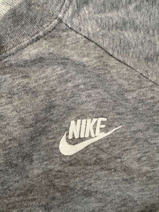 Sudadera Nike Vintage Negra y Gris
